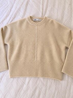 🤍 ZARA • Cream Contrast Seam Oversized Knit Sweater